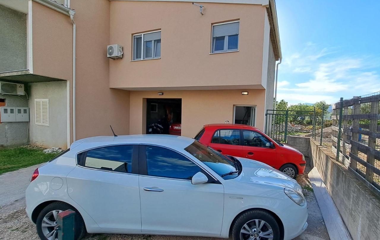Holiday Apartman Kaštela Exteriör bild