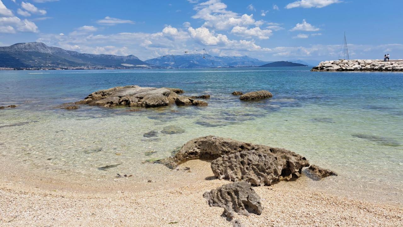 Holiday Apartman Kaštela Exteriör bild